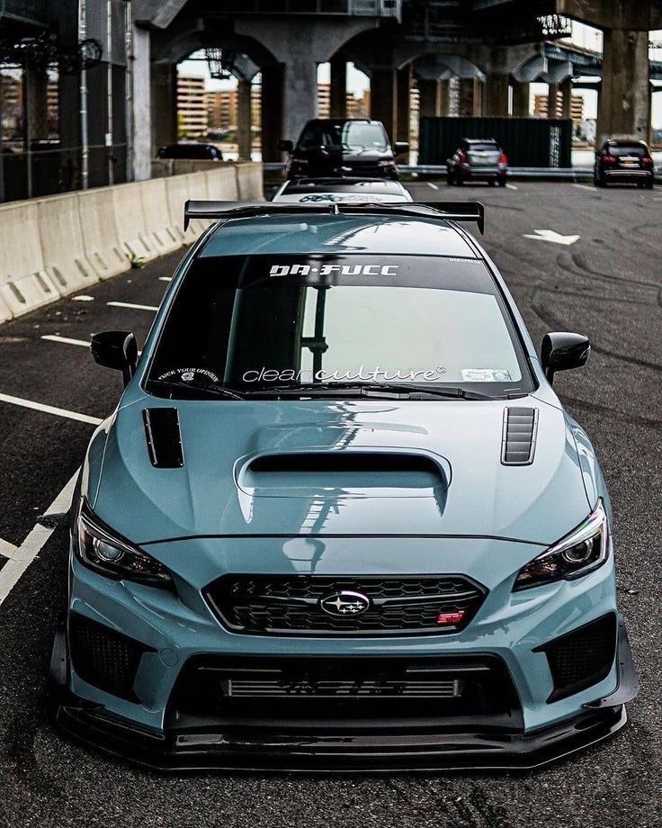 WRX STI Photo 2