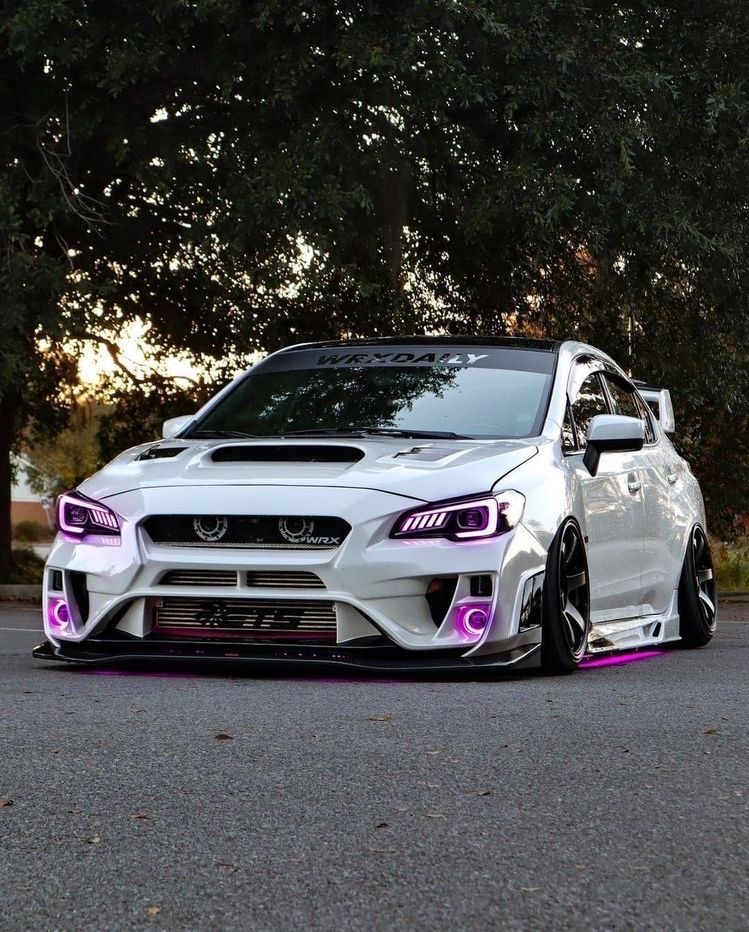 WRX STI Photo 3